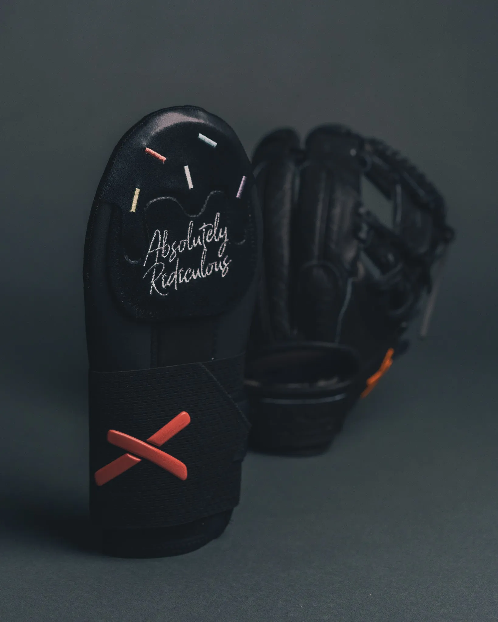 blackout ice cream sliding mitt