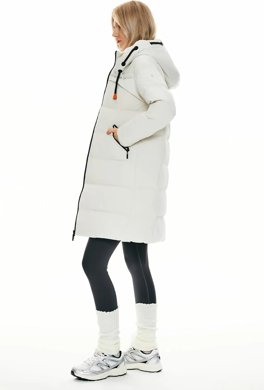 Orolay Women's Thickened Winter Down Coat Hooded Puffer Long Jacket with Pocket