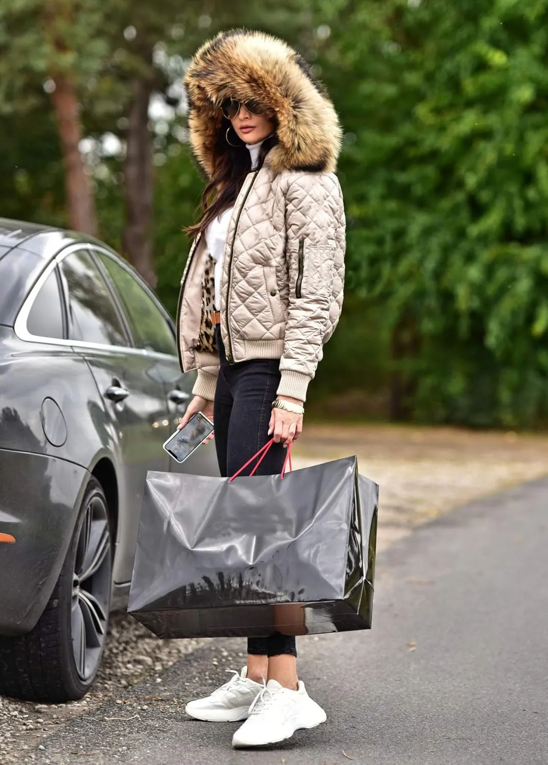 Women's Winter Thicken Coat Lightweight Short Down Jacket Quilted Parka with Fur Hood